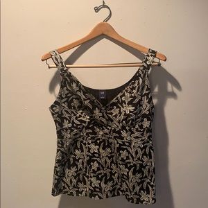 GAP Crossover Tank with Neutral Floral Print
